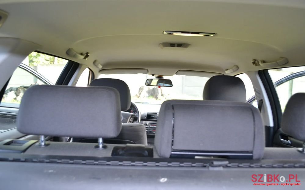 2003' BMW 3 Series 320D photo #3