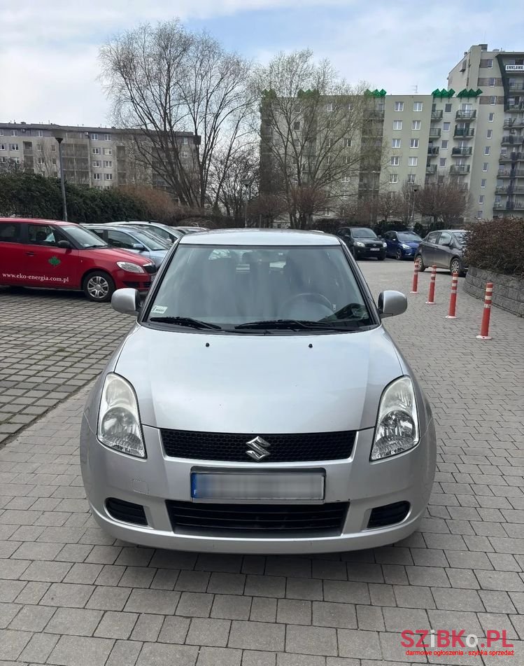2006' Suzuki Swift 1.3 Club photo #1