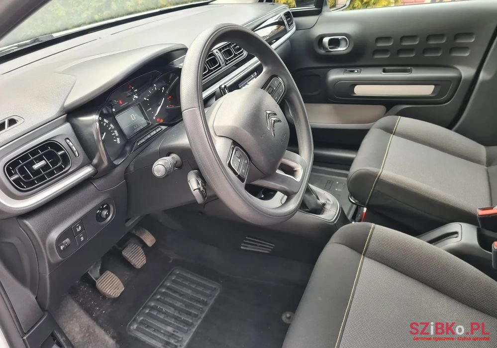 2020' Citroen C3 1.2 Puretech Shine photo #6