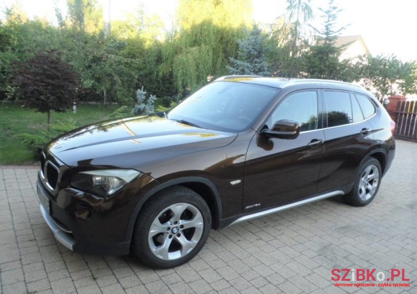 2011' BMW X1 Ver-Sdrive18D photo #3