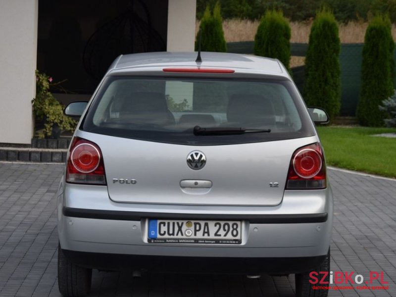 2008' Volkswagen Polo photo #5