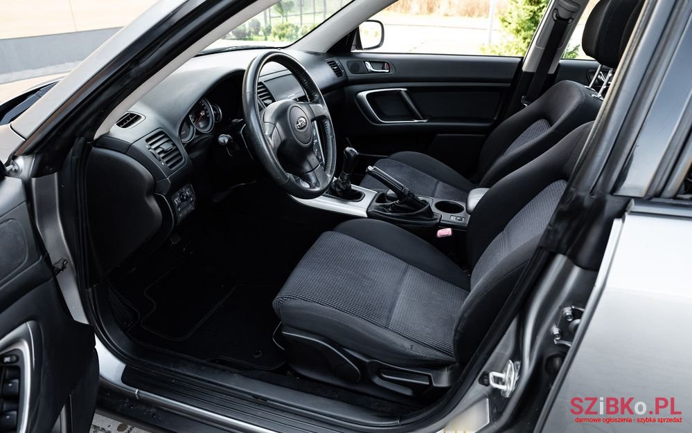 2006' Subaru Outback photo #5