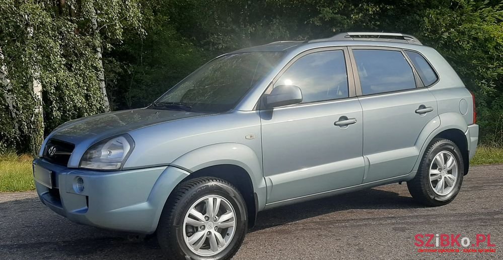 2010' Hyundai Tucson photo #3