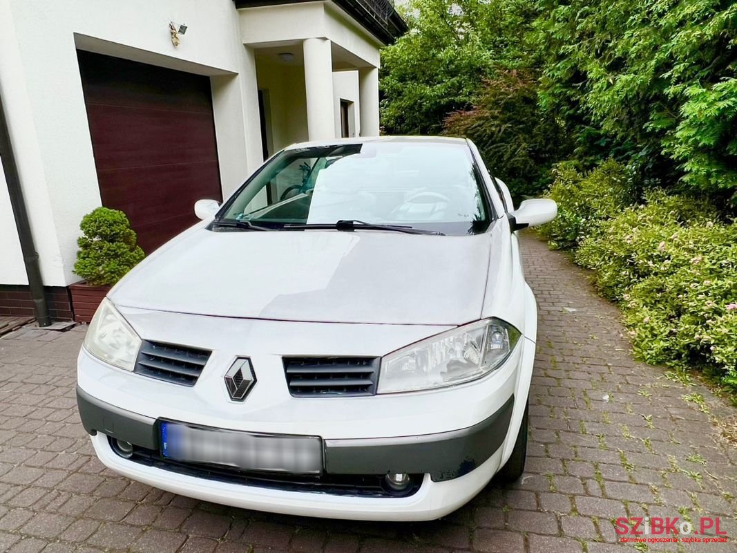 2004' Renault Megane photo #4