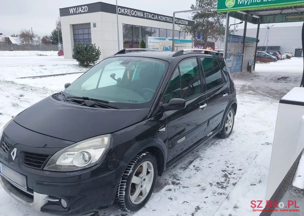 2008' Renault Scenic Conquest photo #5