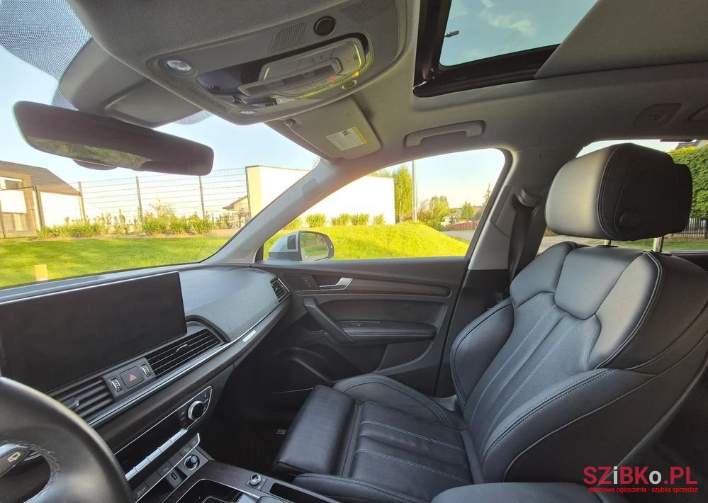 2021' Audi Q5 S Tronic photo #2